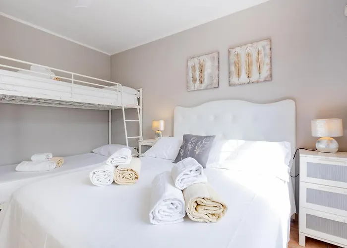 Apartment 21 C Bouganvillas *